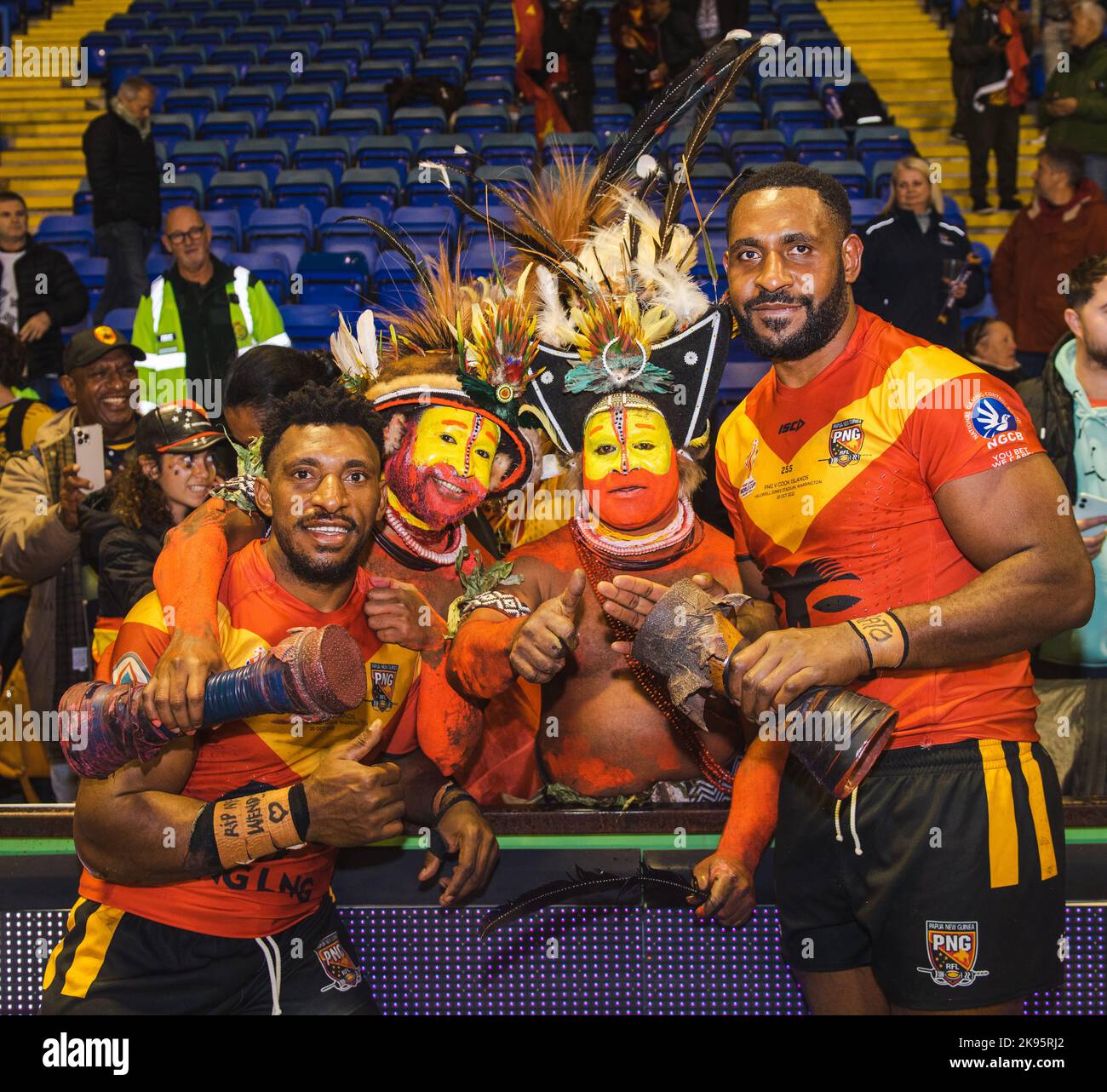 Papua-Neuguinea – Cook Islands im Halliwell Jones Stadium, Warrington Stockfoto