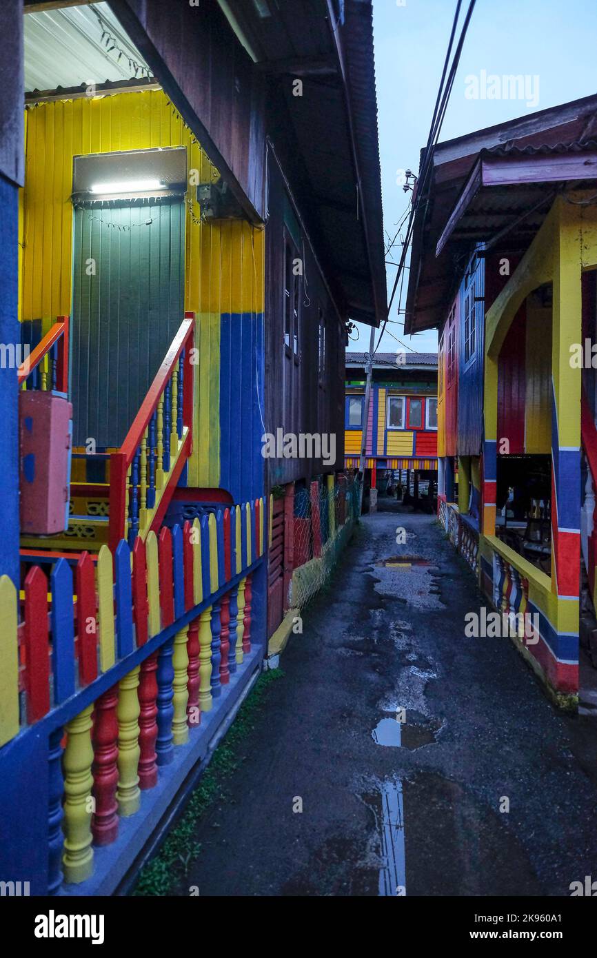 Kuala Perlis, Malaysia - 2022. Oktober: Ansichten von Kuala Perlis an der nordwestlichen Spitze der malaysischen Halbinsel am 15. Oktober 2022 in Malaysia. Stockfoto Kuala Perlis, Malaysia - 2022. Oktober: Ansichten von Kuala Perlis an der nordwestlichen Spitze der malaysischen Halbinsel am 15. Oktober 2022 in Malaysia. Stockfoto