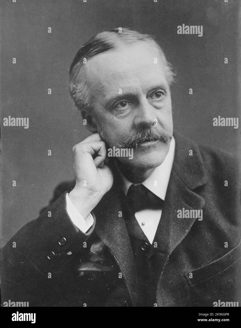 Arthur James Balfour, 1. Earl of Balfour, (1848 – 1930), auch bekannt als Lord Balfour, britischer konservativer Staatsmann, der von 1902 bis 1905 als Premierminister des Vereinigten Königreichs diente. Stockfoto