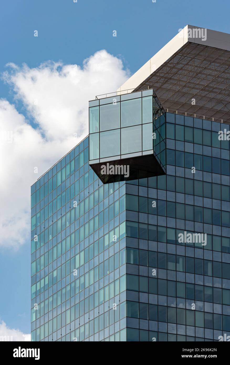 Saturn Tower Bürogebäude, Vienna Donau City, Wien, Österreich Stockfoto