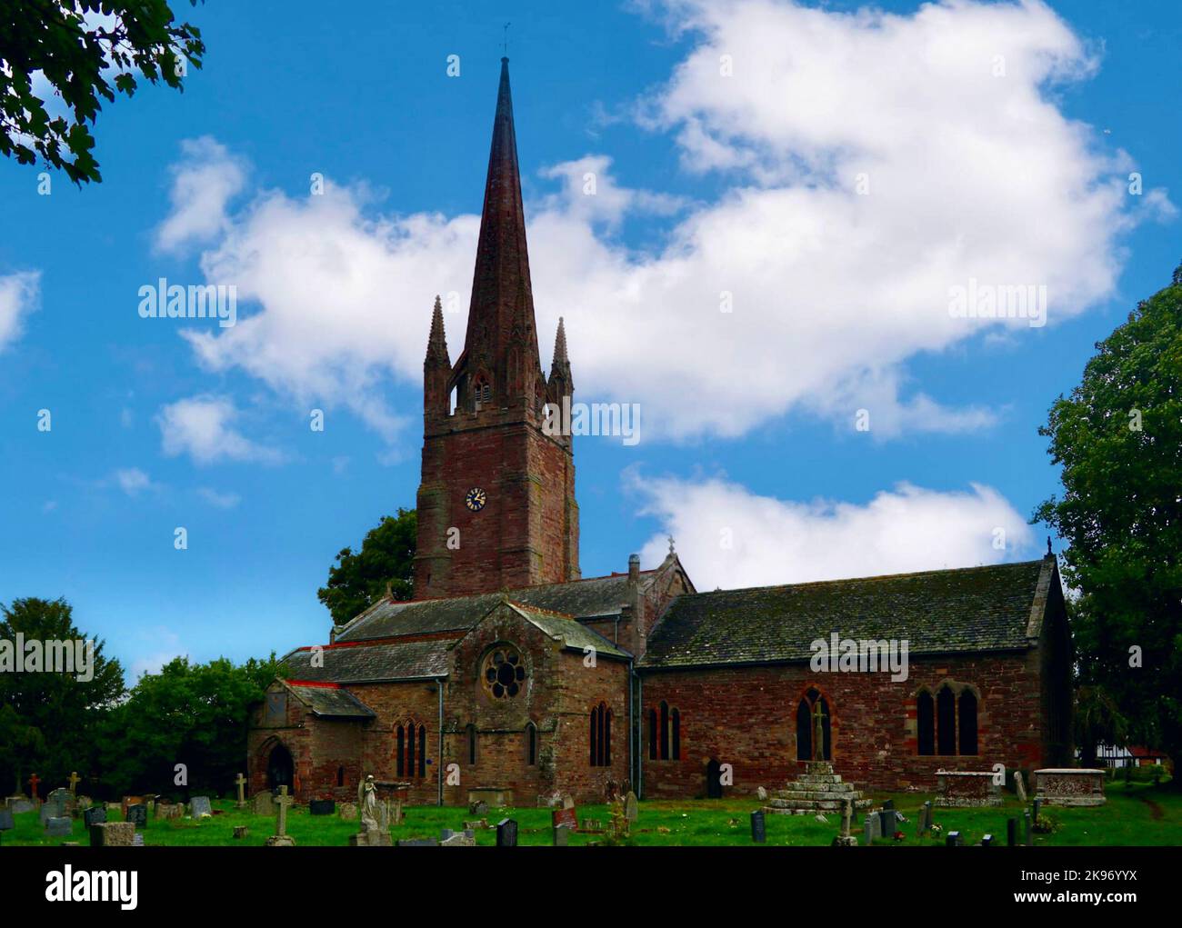 Die Kirche St. Peter & St. Paul in Weobley Stockfoto