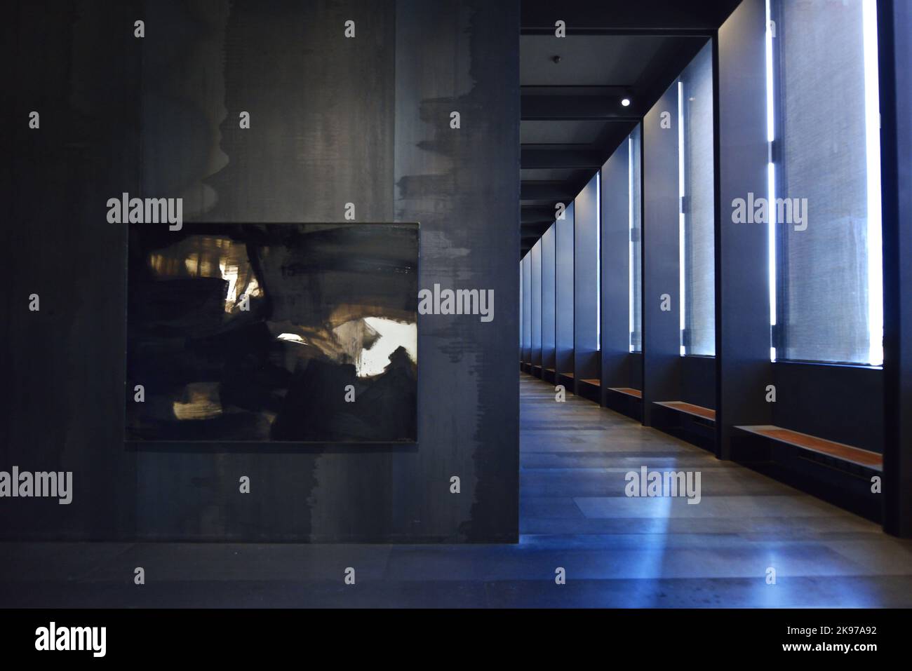 Frankreich, Aveyron (12) Rodez. Musée Soulages. Begegnung mit dem Werk von Pierre Soulages. Stockfoto