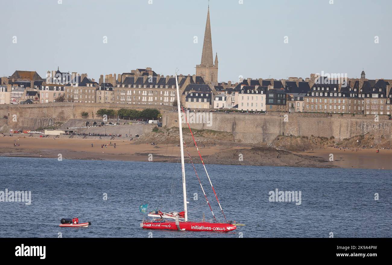 IMOCA INITIATIVEN COEUR Skipper Samantha Davies während der Route du Rhum-Destination Guadeloupe 2022, transatlantisches Solo-Rennen, Saint-Malo - Guadeloupe (6.562 Kilometer) am 26. Oktober 2022 in Saint-Malo, Frankreich - Foto Laurent Lairys / DPPI Stockfoto