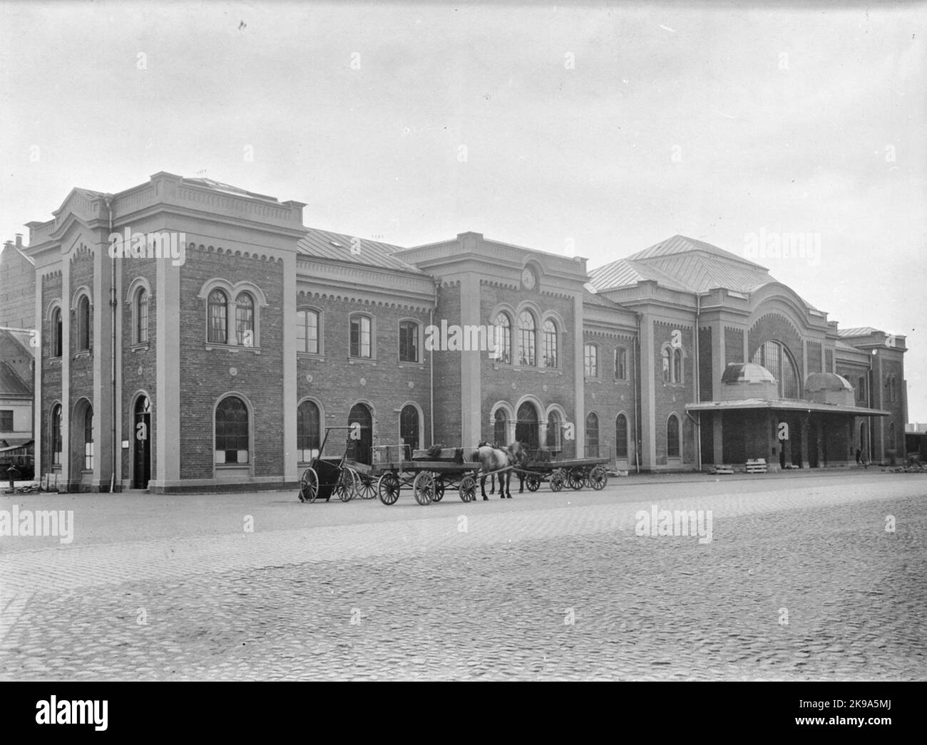 Die Vorderseite des Bahnhofs Stockfoto