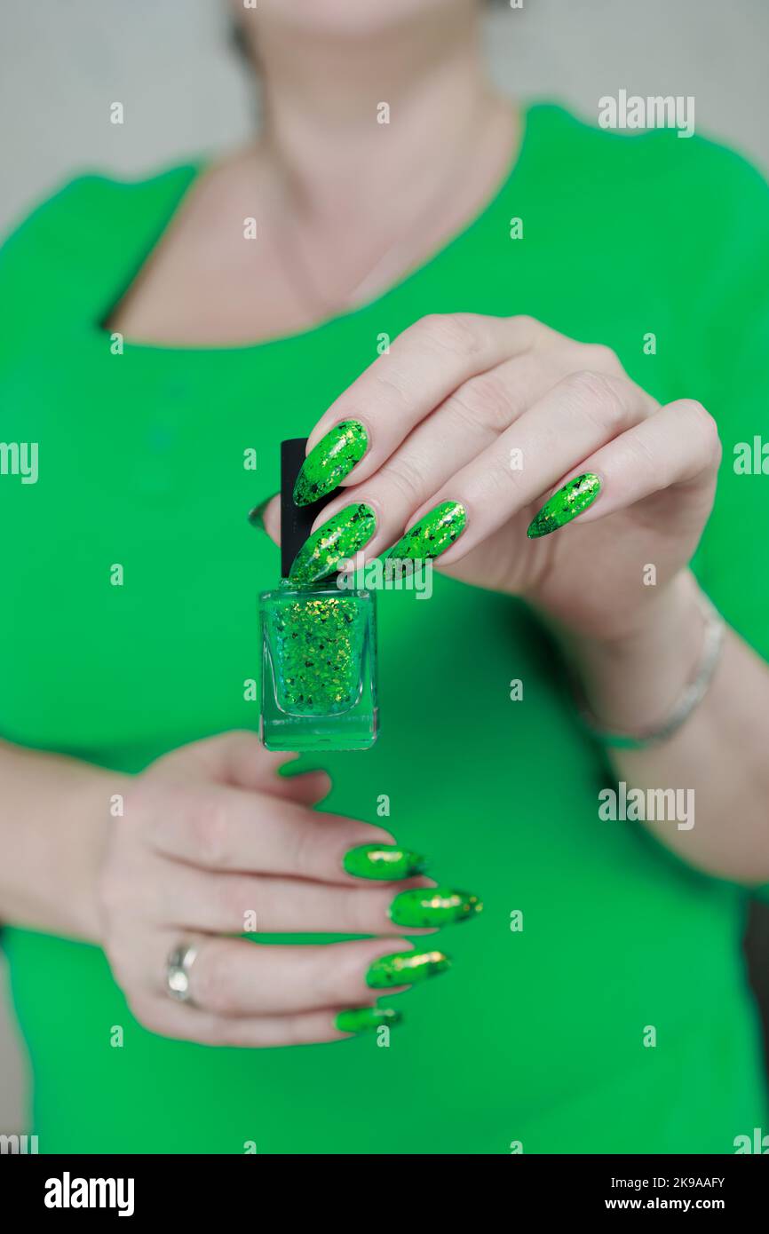 20 Leere Nagellackflaschen 8 Ml – Transparentes Glas, Mit Pinsel, Mischkugeln & Trichter – Für Nagelkunst & DIY