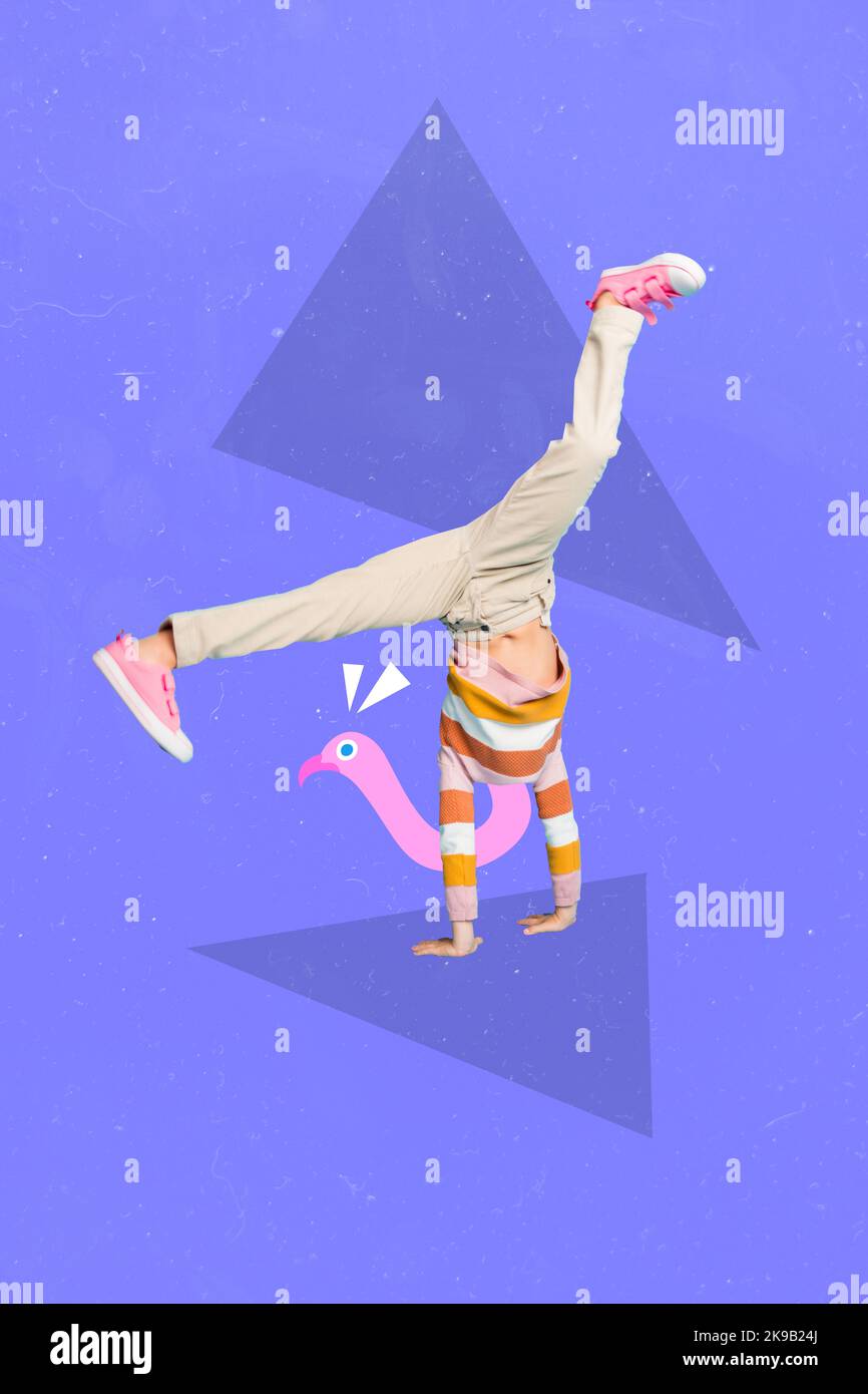 Vertikale kreative Collage Foto Illustration von kopflosen lustigen Kerl rosa Flamingo Kopf stehen auf Händen isoliert auf blauem Hintergrund Stockfoto