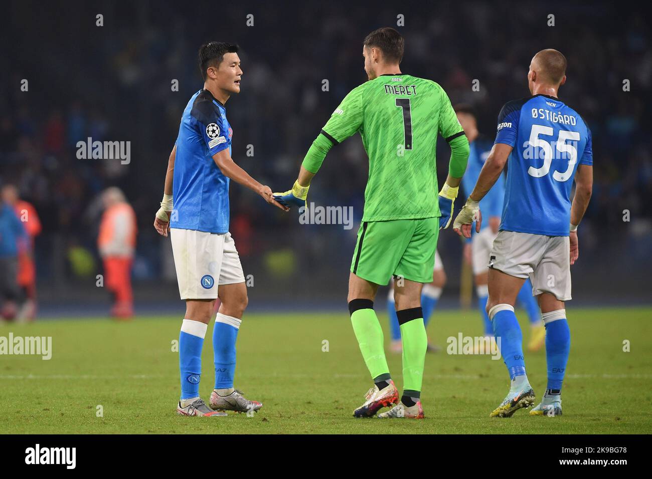 Neapel, Italien. 26 Oktober 2022. Alex Meret und Min-Jae Kim vom SSC Napoli feiern am 26. Oktober 2022 im Stadio Diego Armando Maradona Neapel Italien das UEFA Champions League-Spiel zwischen SSC Napoli und dem Rangers FC. Kredit:Franco Romano/Alamy Live Nachrichten Stockfoto