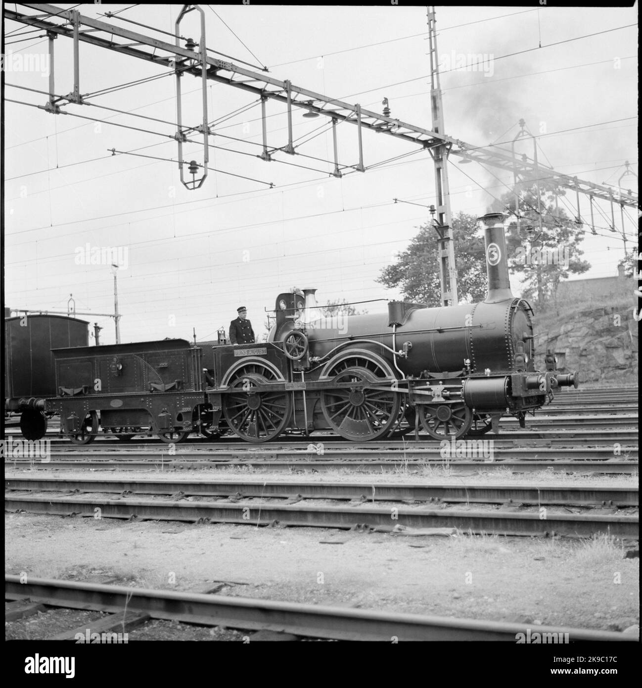The State Railways, SJ B 3 'Prince August' auf dem Weg von Stockholm C nach Sundbyberg während des Internationalen Museumskongresses 1959. Stockfoto