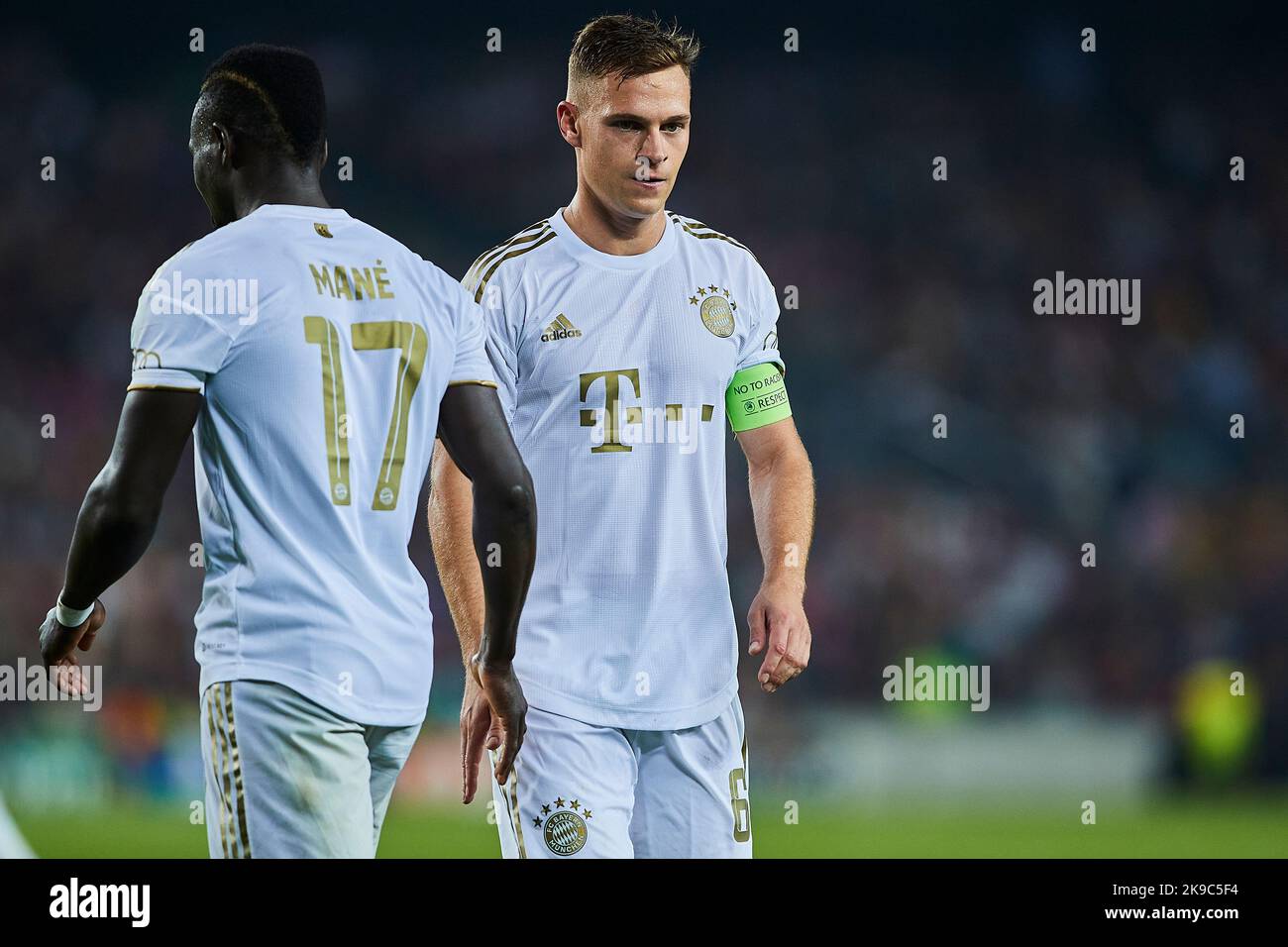 Serge Gnabry (Bayern München, #7) und Sadio Mane (Bayern München, #17) Stockfoto