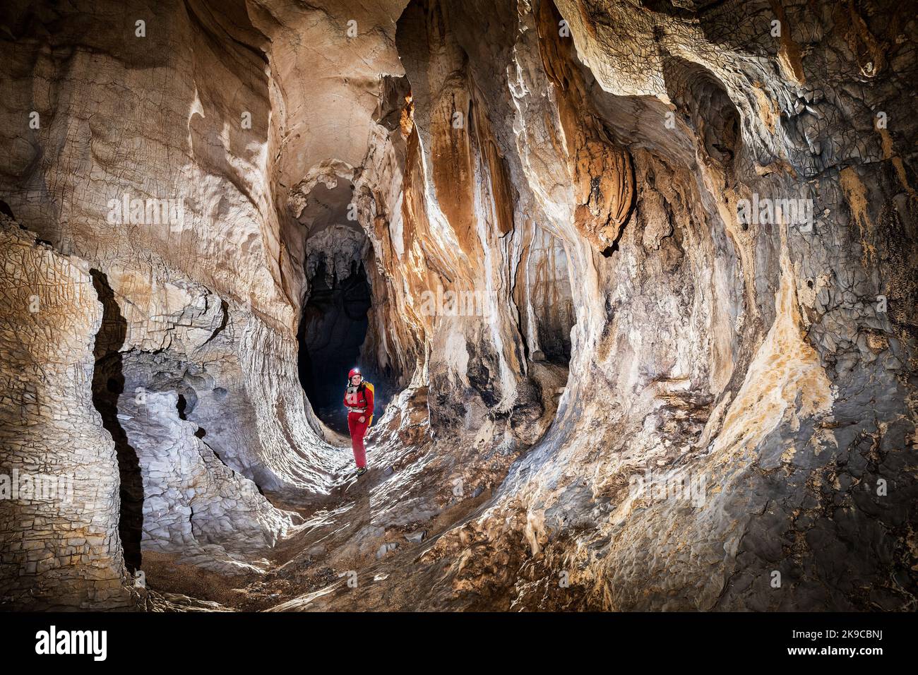 Höhlenforschung in Grotte de la Cocalière; Ardeche; Frankreich Stockfoto