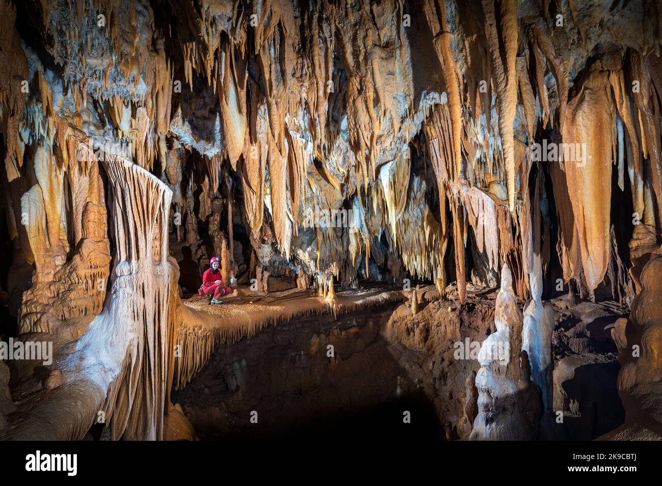 Formationen in Grotte de la Toussaint, Frankreich Stockfoto