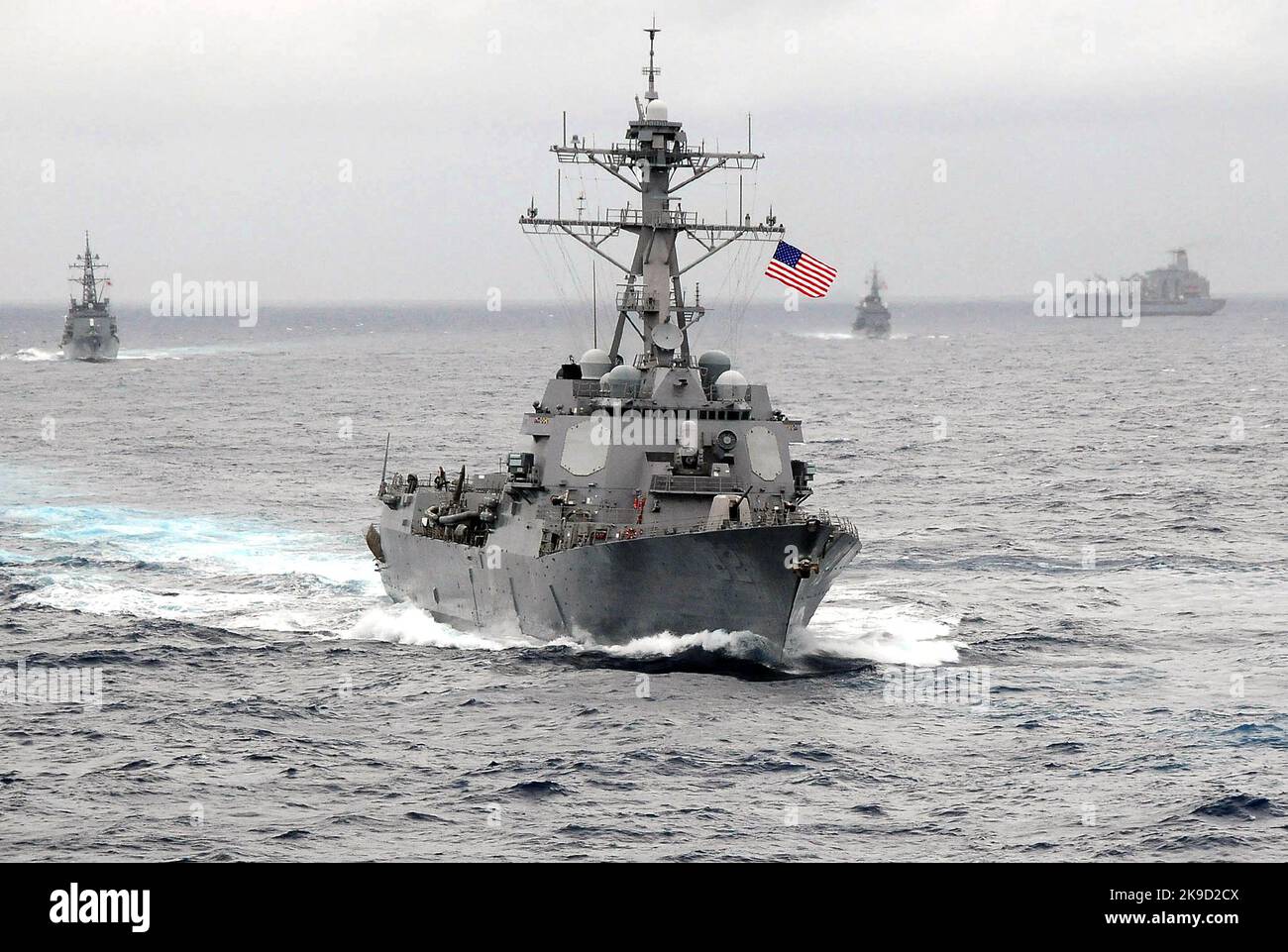 Der Lenkraketen-Zerstörer USS Lassen (DDG 82) U.S. Navy Stockfoto