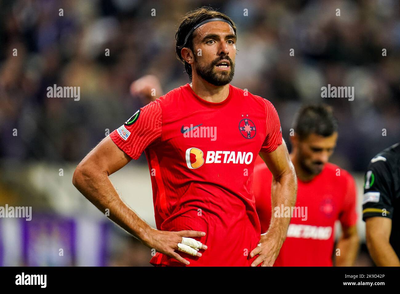 BRÜSSEL, BELGIEN - 27. OKTOBER: Andrea Compagno von FCSB während des Spiels der Gruppe B - UEFA Europa Conference League zwischen RSC Anderlecht und FCSB im Lotto Park am 27. Oktober 2022 in Brüssel, Belgien (Foto von Rene Nijhuis/Orange Picics) Credit: Orange Pics BV/Alamy Live News Stockfoto