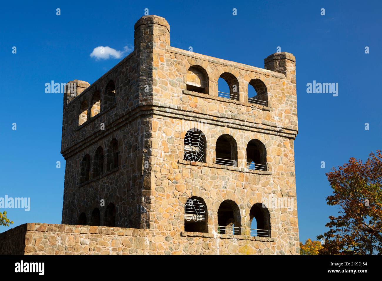 Gipfel-Turm, Sleeping Giant State Park, Connecticut Stockfoto