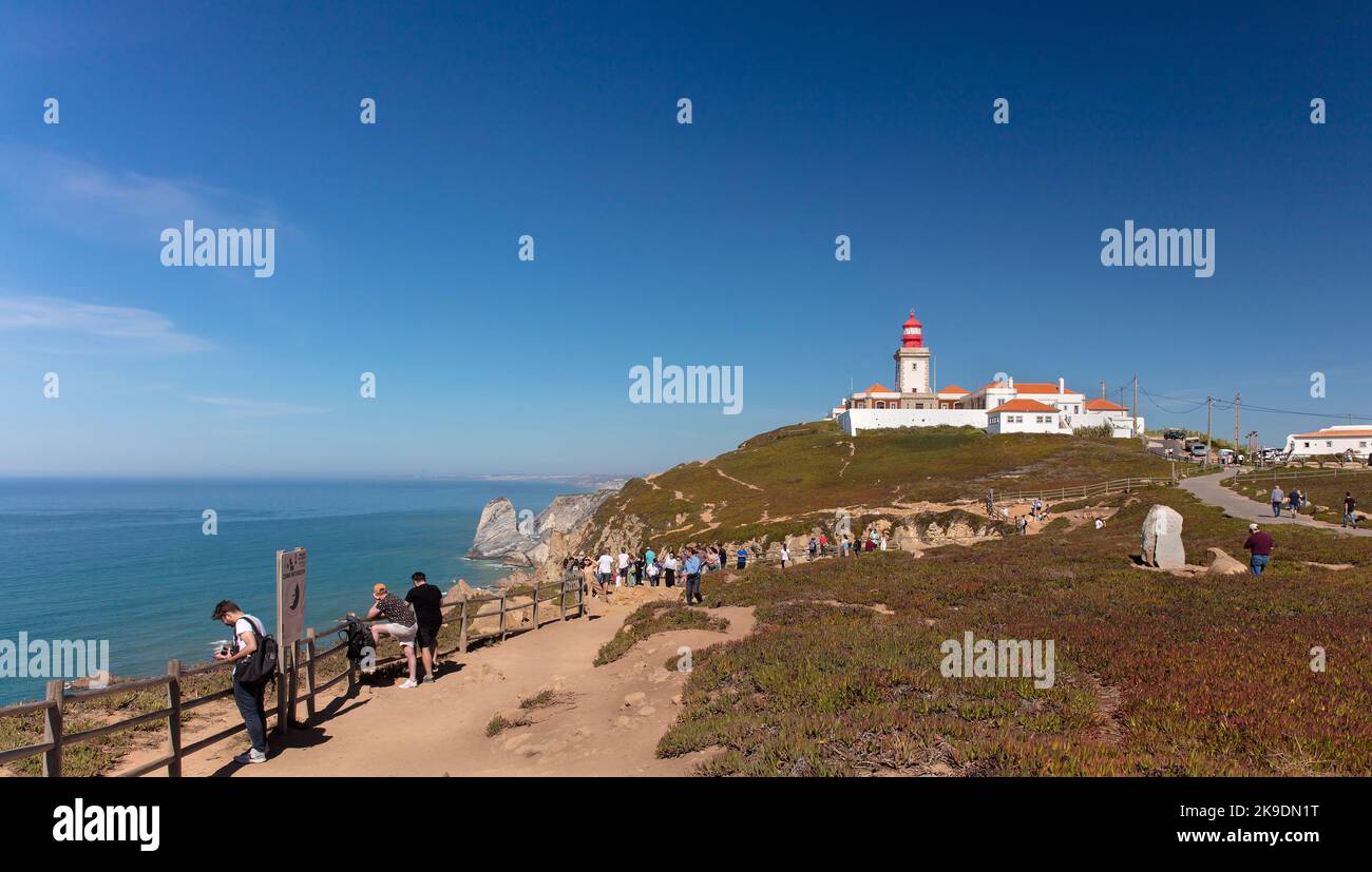 Leuchtturm Cabo da Roca im Naturpark Sintra-Casais, Portugal, dem westlichsten Punkt Kontinentaleuropas Stockfoto