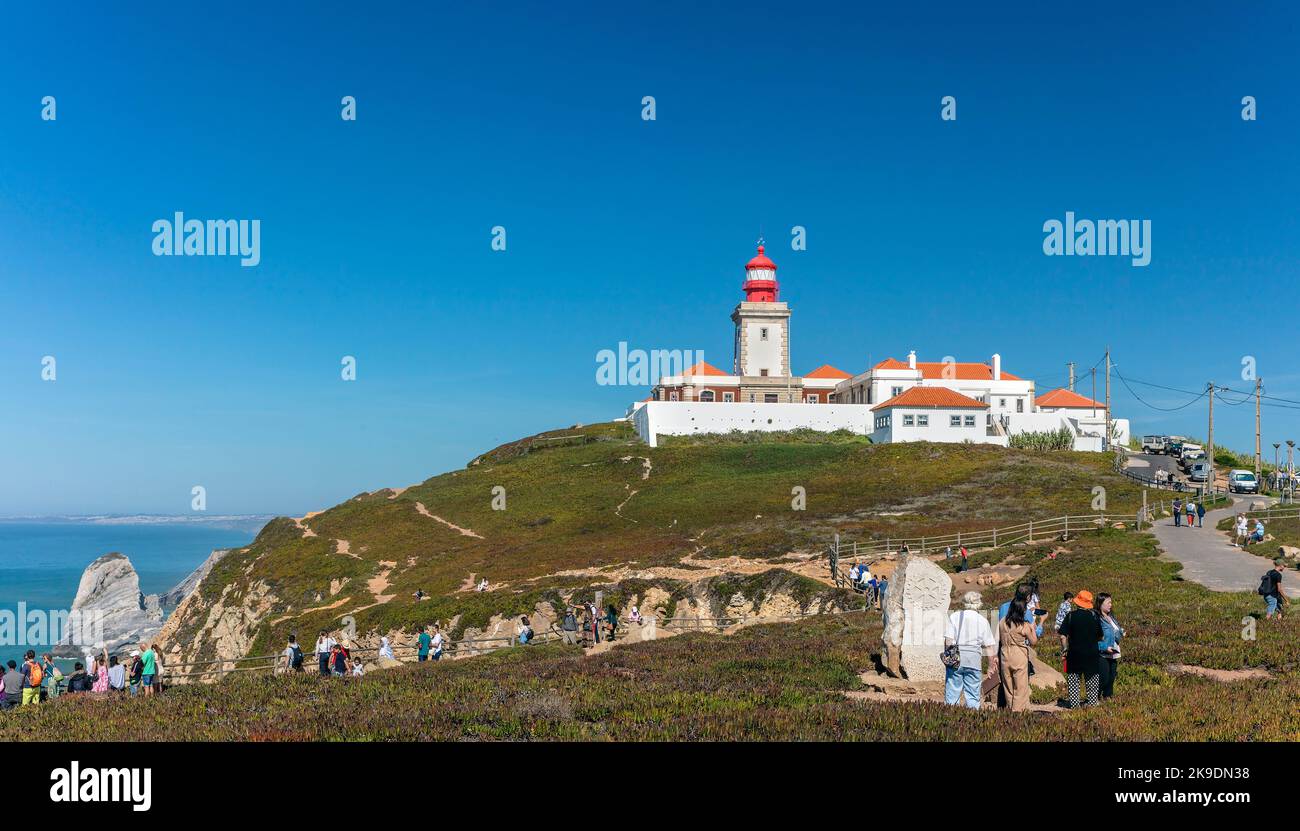 Leuchtturm Cabo da Roca im Naturpark Sintra-Casais, Portugal, dem westlichsten Punkt Kontinentaleuropas Stockfoto