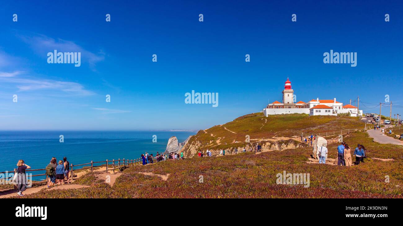 Leuchtturm Cabo da Roca im Naturpark Sintra-Casais, Portugal, dem westlichsten Punkt Kontinentaleuropas Stockfoto