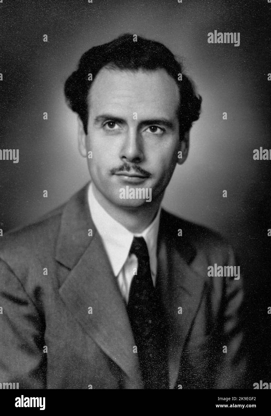 Porträt von Herbert Marshall McLuhan (1911-1980), kanadischer Philosoph. Datum 1945. Stockfoto