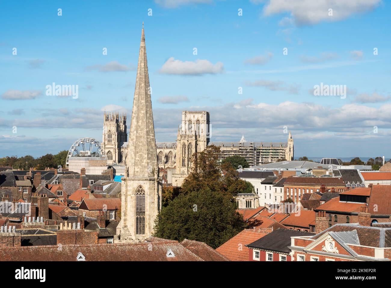 Skyline von York City mit York Minster im Hintergrund, North Yorkshire, England, Großbritannien Stockfoto