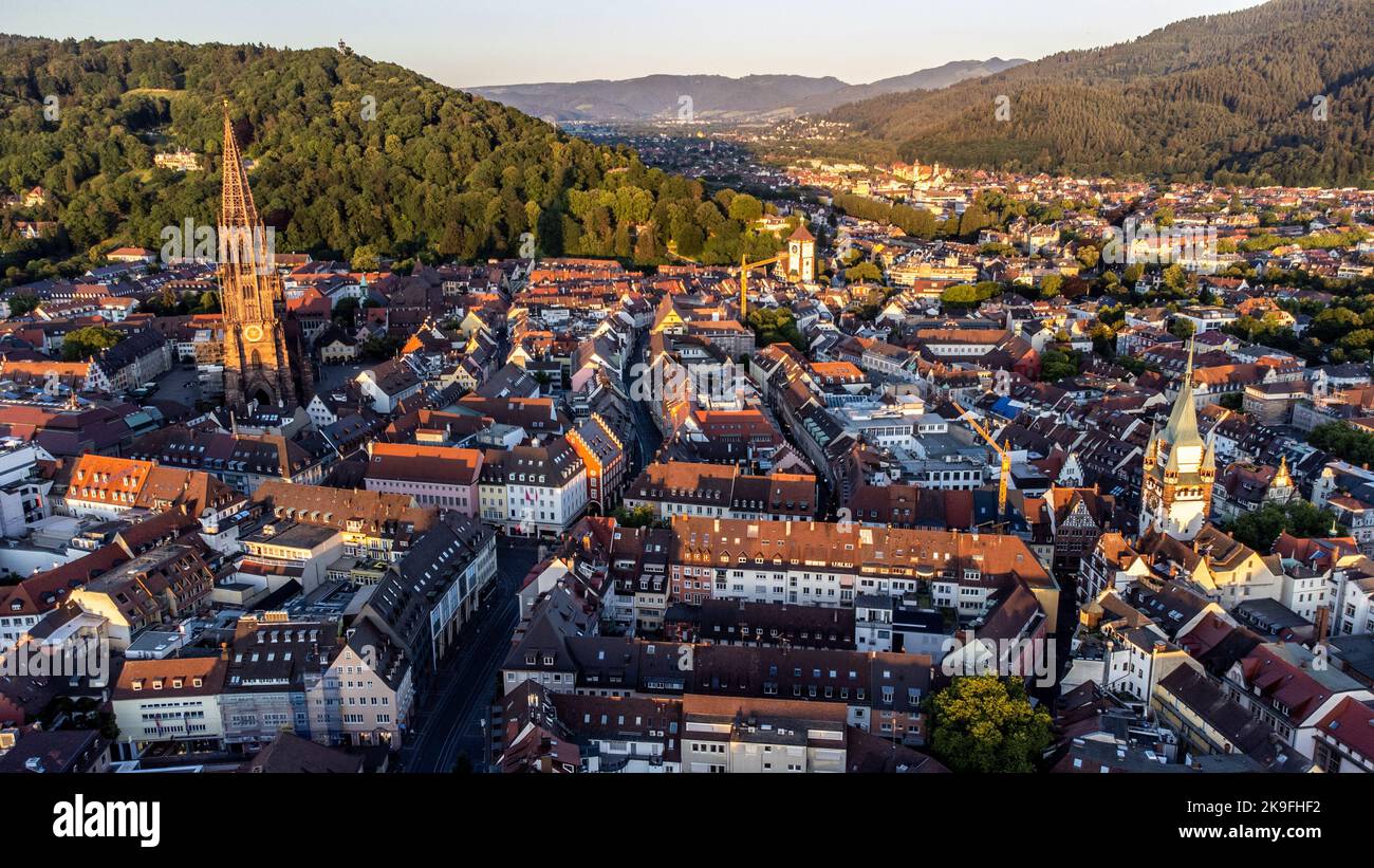 Luftaufnahme des historischen Stadtteils, Freiburg im Breisgau, Deutschland Stockfoto