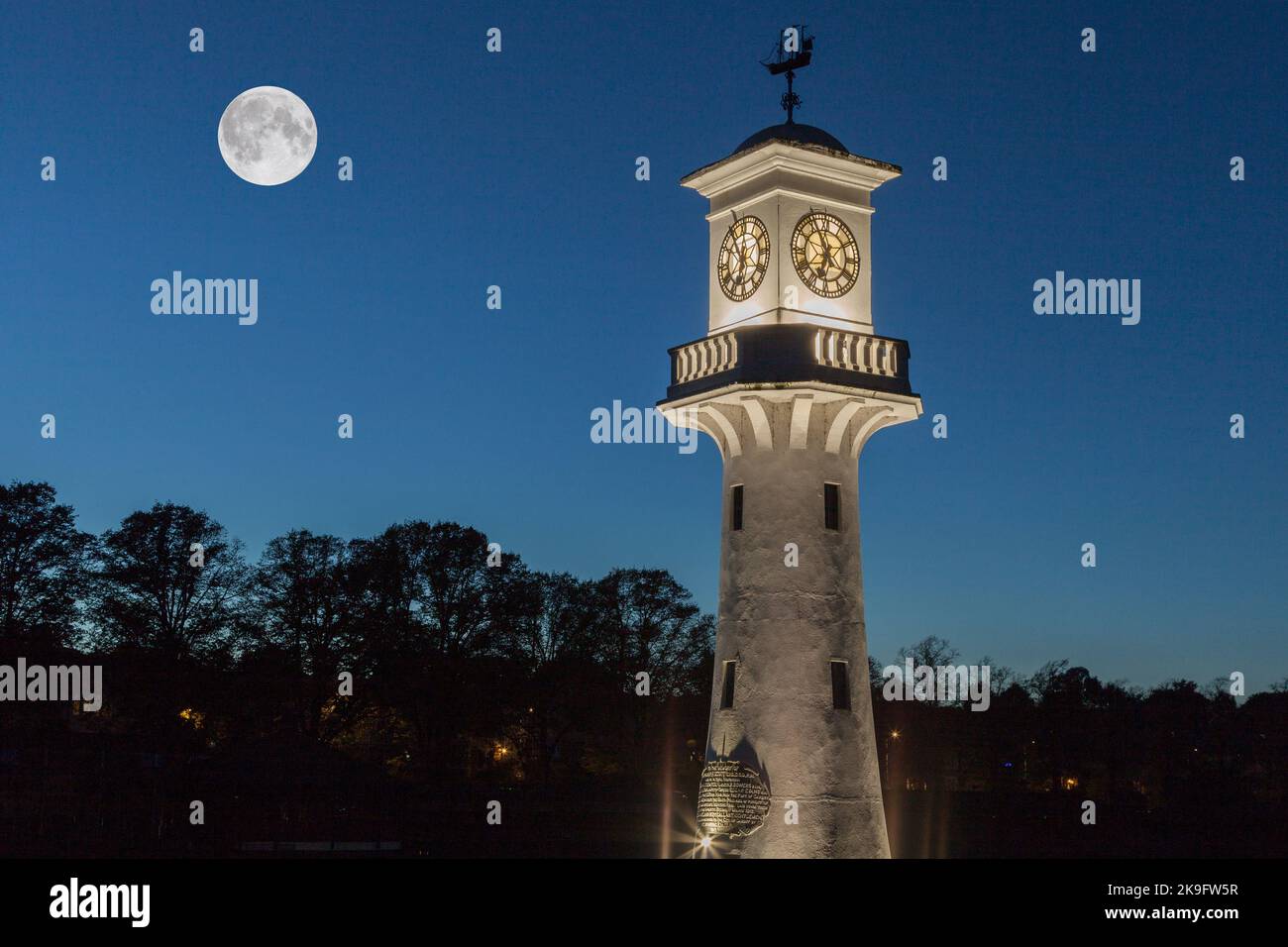 Roath Park Lighthouse, Cardiff, South Wales, Großbritannien Stockfoto