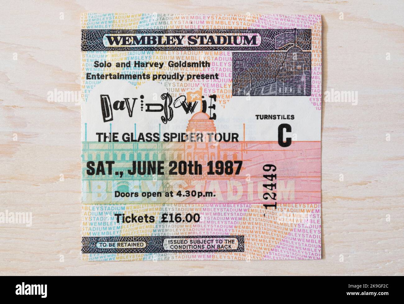 Ticket Stub für David Bowie The Glass Spider Tour Konzert am 20.. Juni 1987 in der Wembley Arena, London, Großbritannien Stockfoto