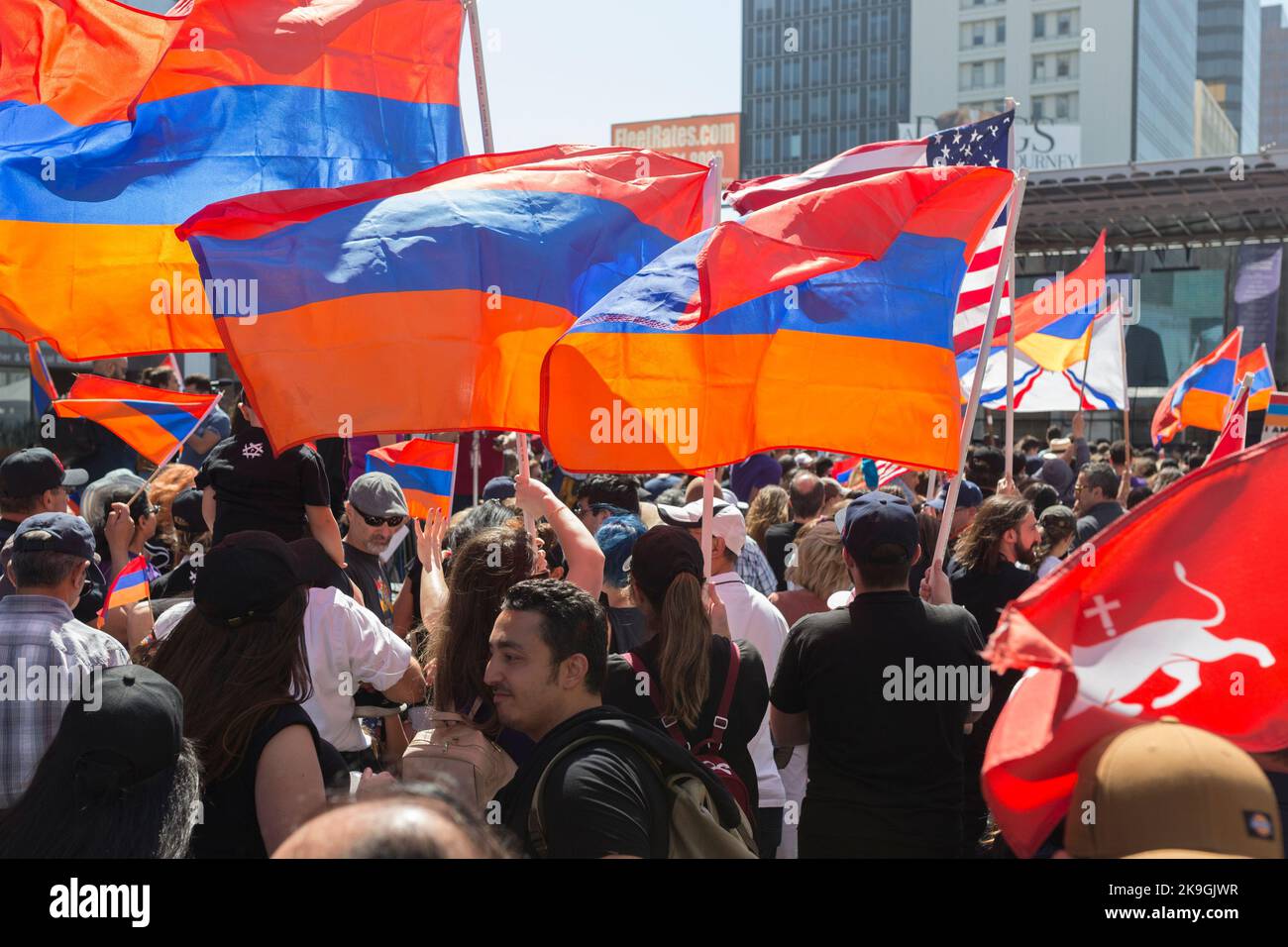 Ein Protest vor dem türkischen Konsulat vor dem Armenischen Konsulat am Tag des Gedenkens an den Völkermord an den Armeniern Stockfoto