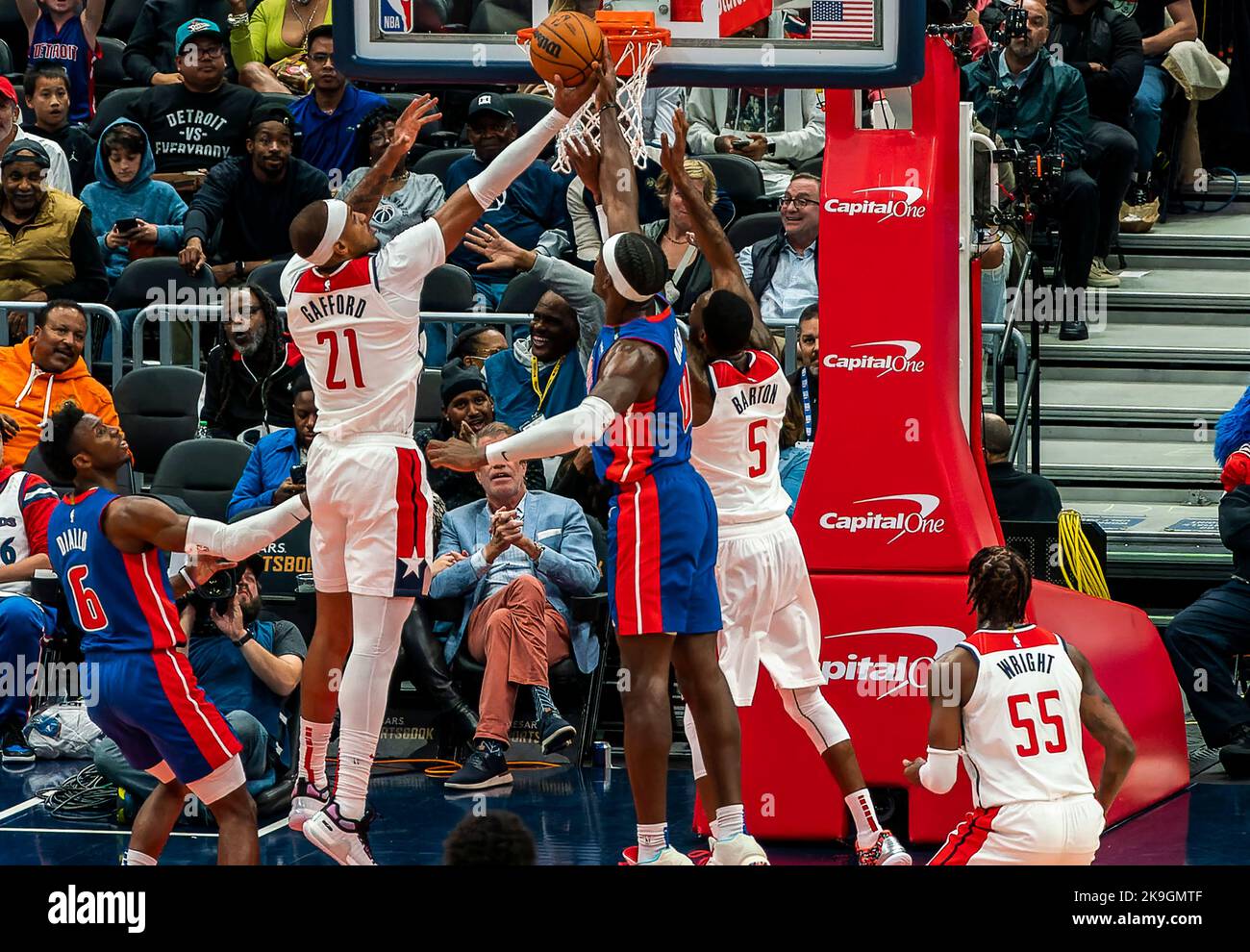 Eine kleine Aktion von Washington Wizards Basketballspiel gegen die Detroit Kolben Stockfoto