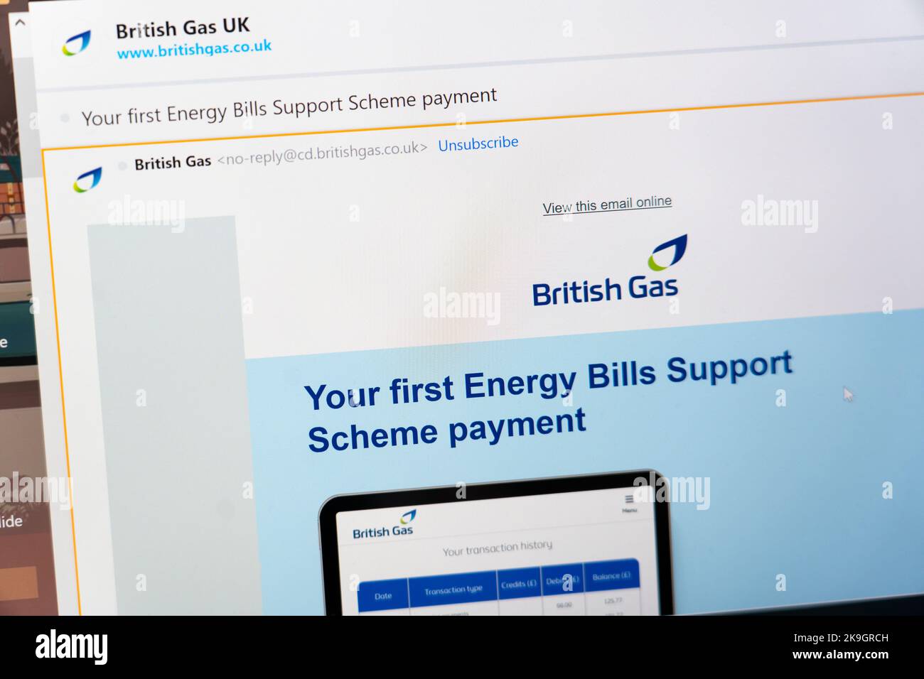 Eine E-Mail von British Gas auf einem Laptop-Bildschirm, in der die Zahlung eines First Energy Bills Support Scheme an einen Gaskunden aufgrund hoher Gaspreise bestätigt wird. England Stockfoto