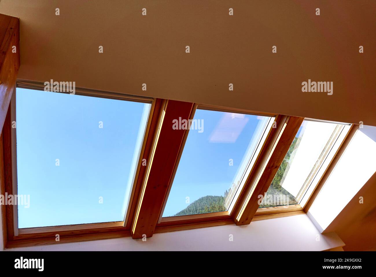 Dachfenster in der Nähe Plan Stockfoto