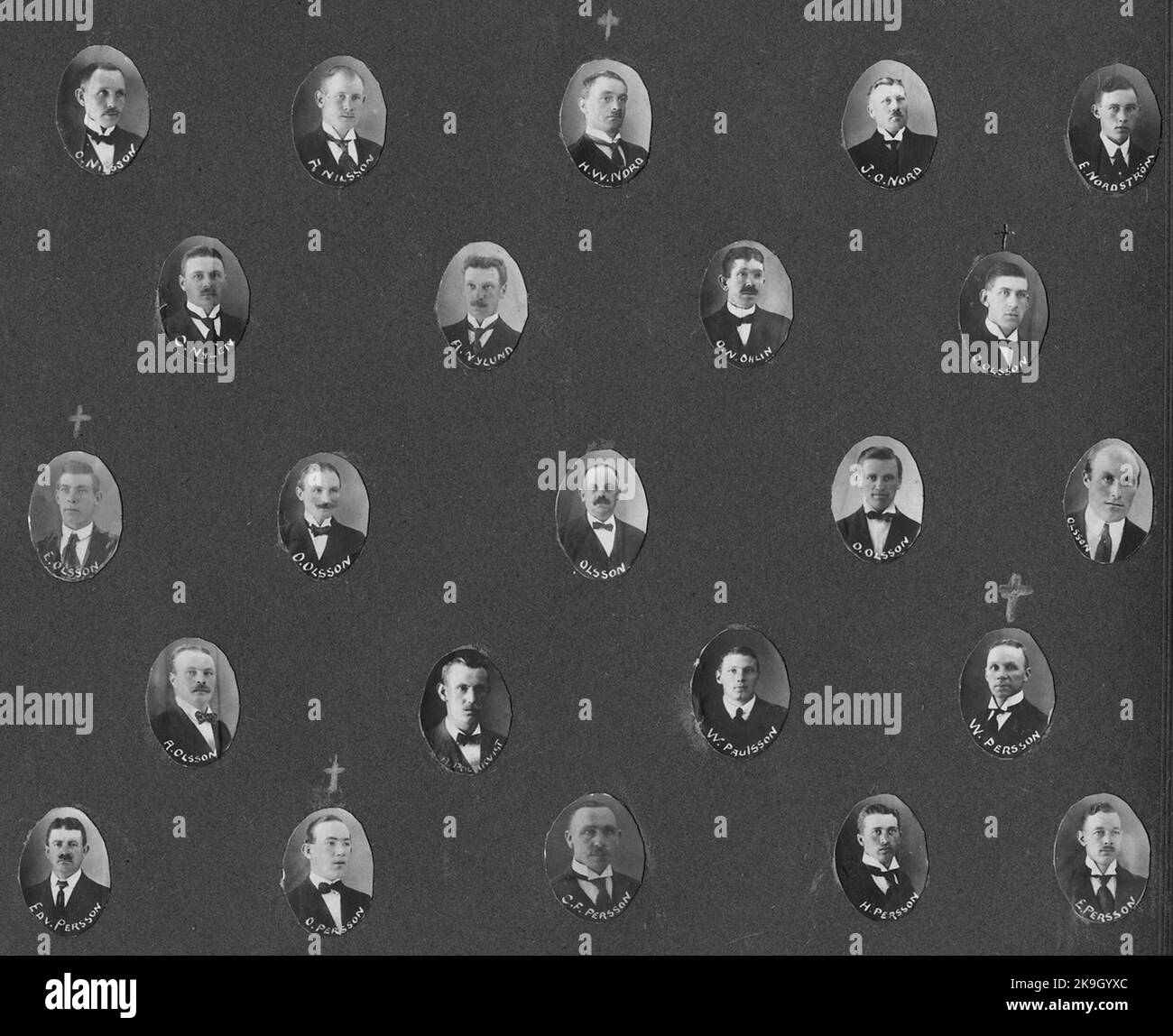 Porträtsammlung über Mitarbeiter der Eisenbahn in Malmö. Stockfoto