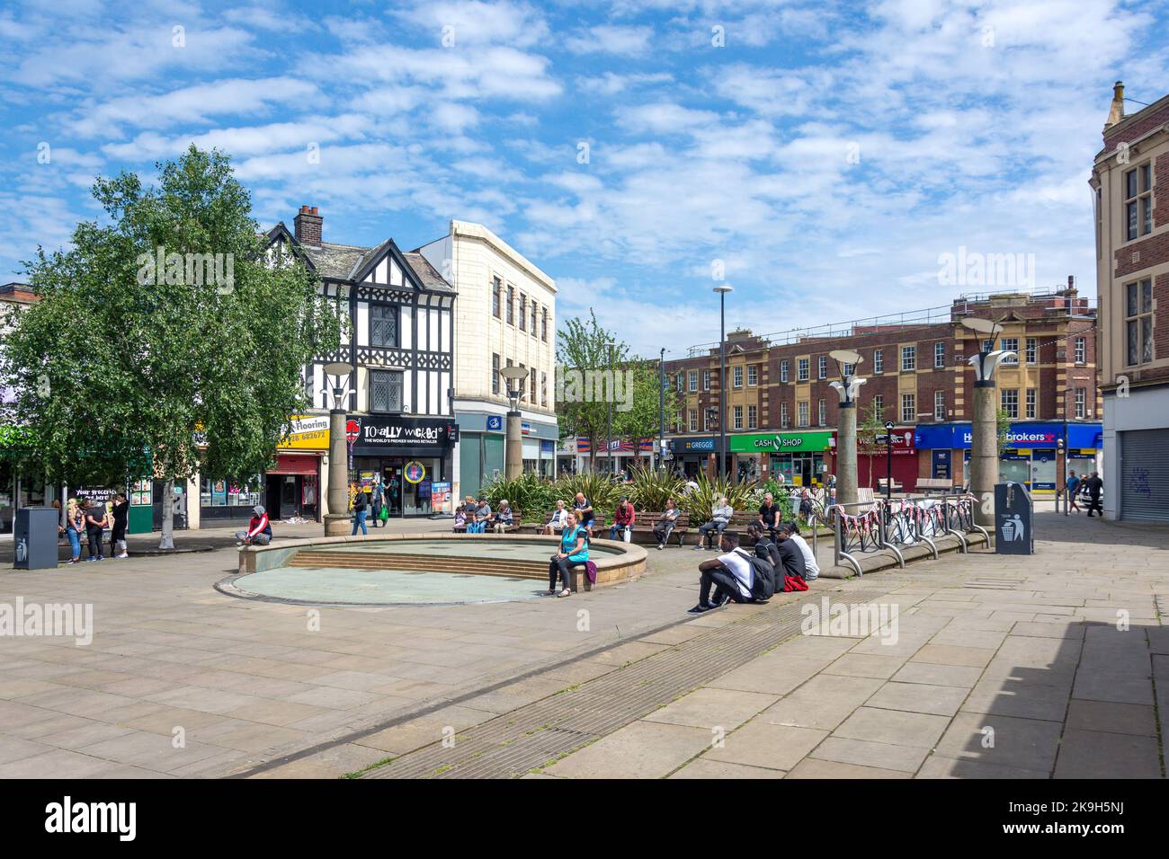 All Saints Square, Rotherham, South Yorkshire, England, Großbritannien Stockfoto