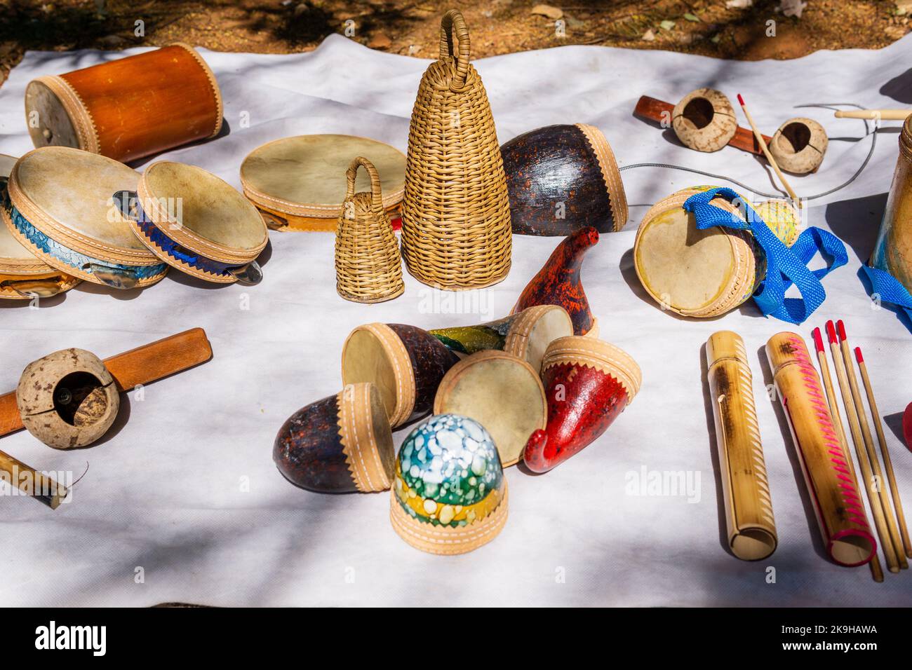 Handgefertigte brasilianische Schlaginstrumente. Stockfoto
