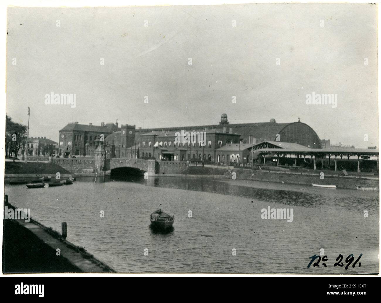Malmö Central Station von der Norra Vallgatan aus gesehen. Stockfoto