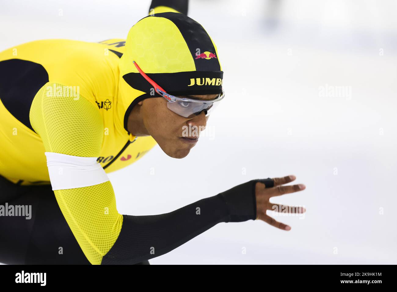 2022-10-28 20:59:04 Heerenveen - Dai Dai n'Tab in Aktion in den Männern 500 Meter während der drei-Tage-Qualifying-Turnier für die Weltmeisterschaft in Thialf. ANP VINCENT JANNINK netherlands Out - belgium Out Credit: ANP/Alamy Live News Stockfoto