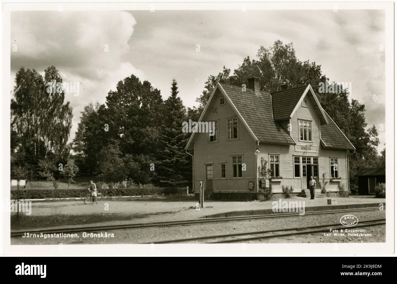 Grüner Bahnhof. Stockfoto