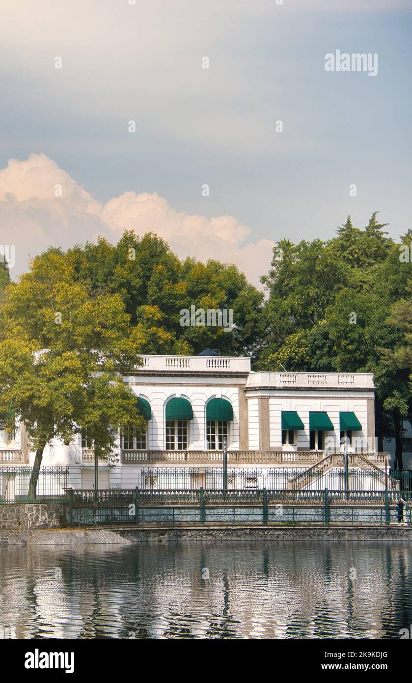 Ein Haus am See im chapultepec-Wald in Mexiko Stockfoto