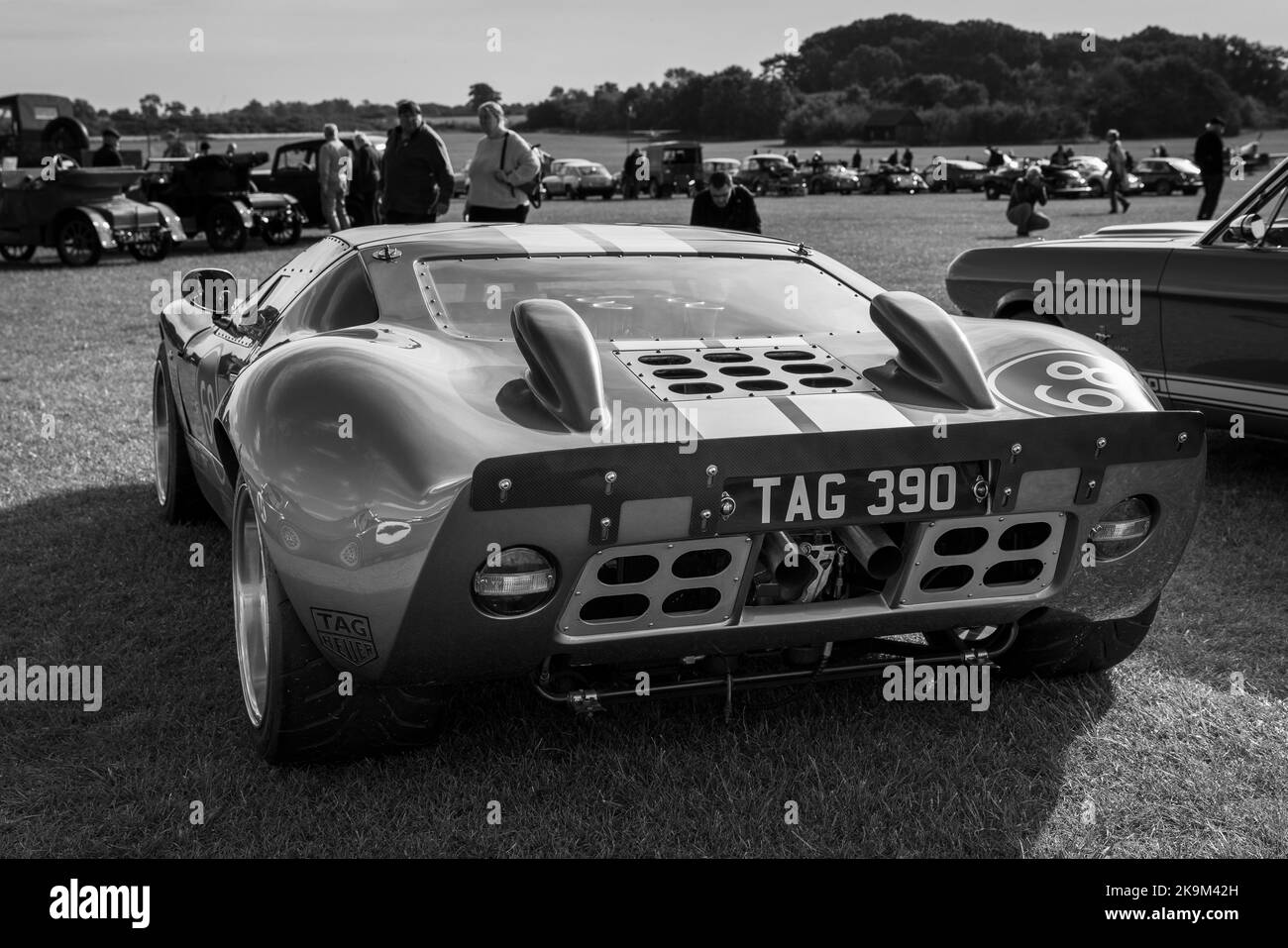 2009 CAV GT ‘TAG 390’ Rennwagen auf der Race Day Airshow in Shuttleworth am 2.. Oktober 2022 zu sehen Stockfoto