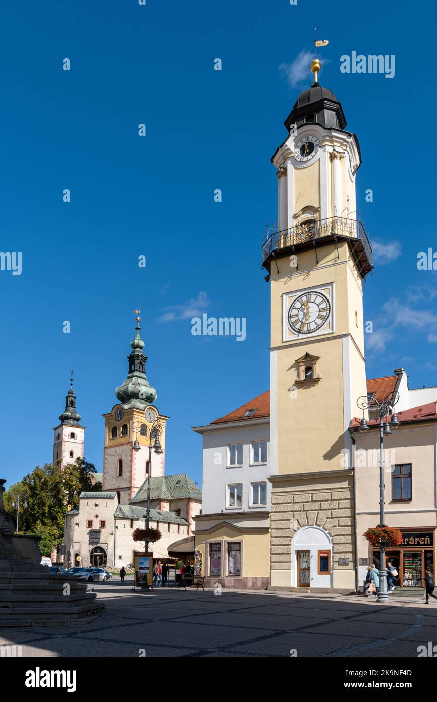 Banska Bystrica, Slowakei - 28. September 2022: Vchurches im historischen Stadtzentrum von Banska Bystrica Stockfoto