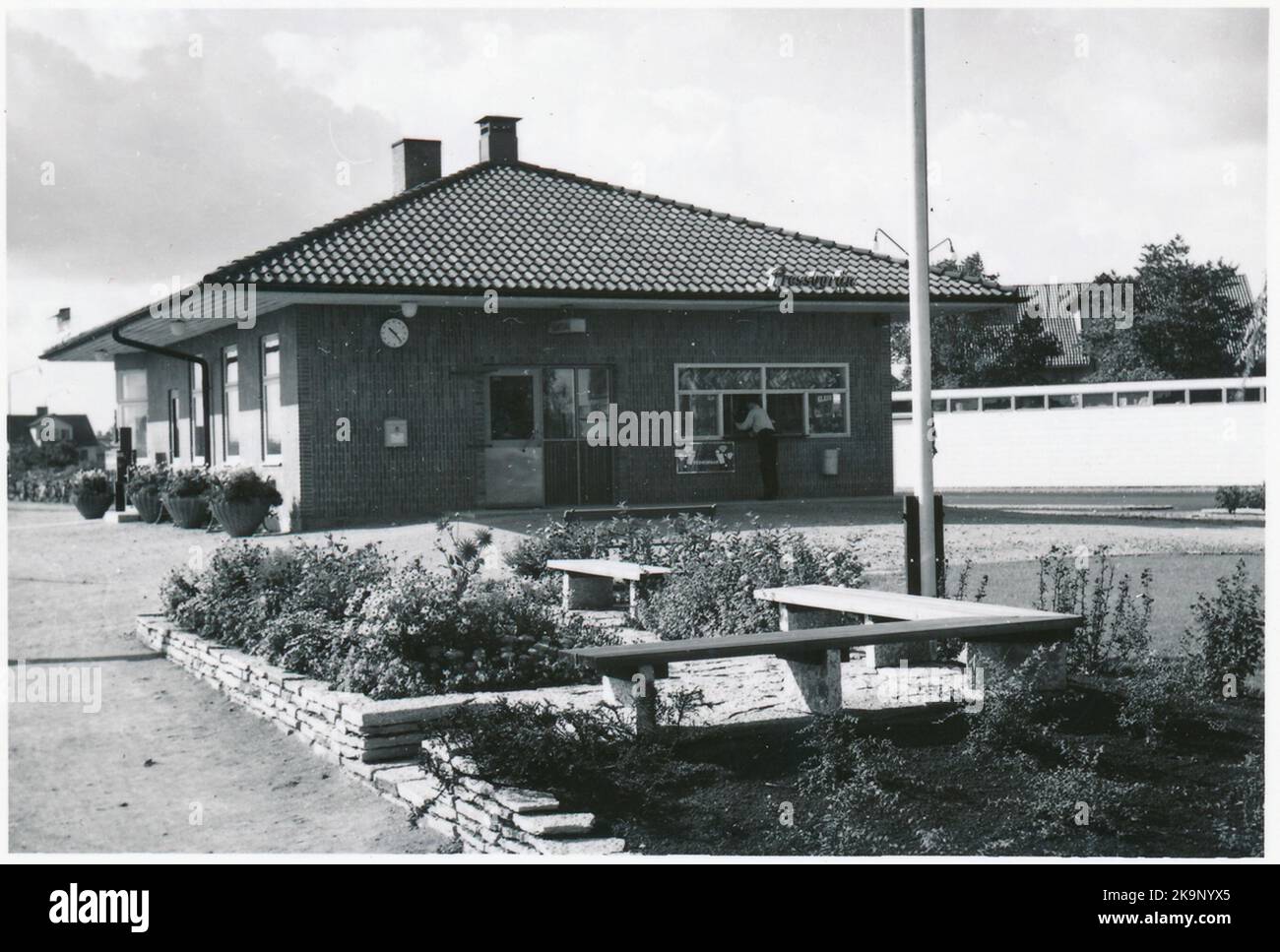 Gartenanlage am Bahnhof. Der Bahnhof wurde 1901 mit einem hölzernen