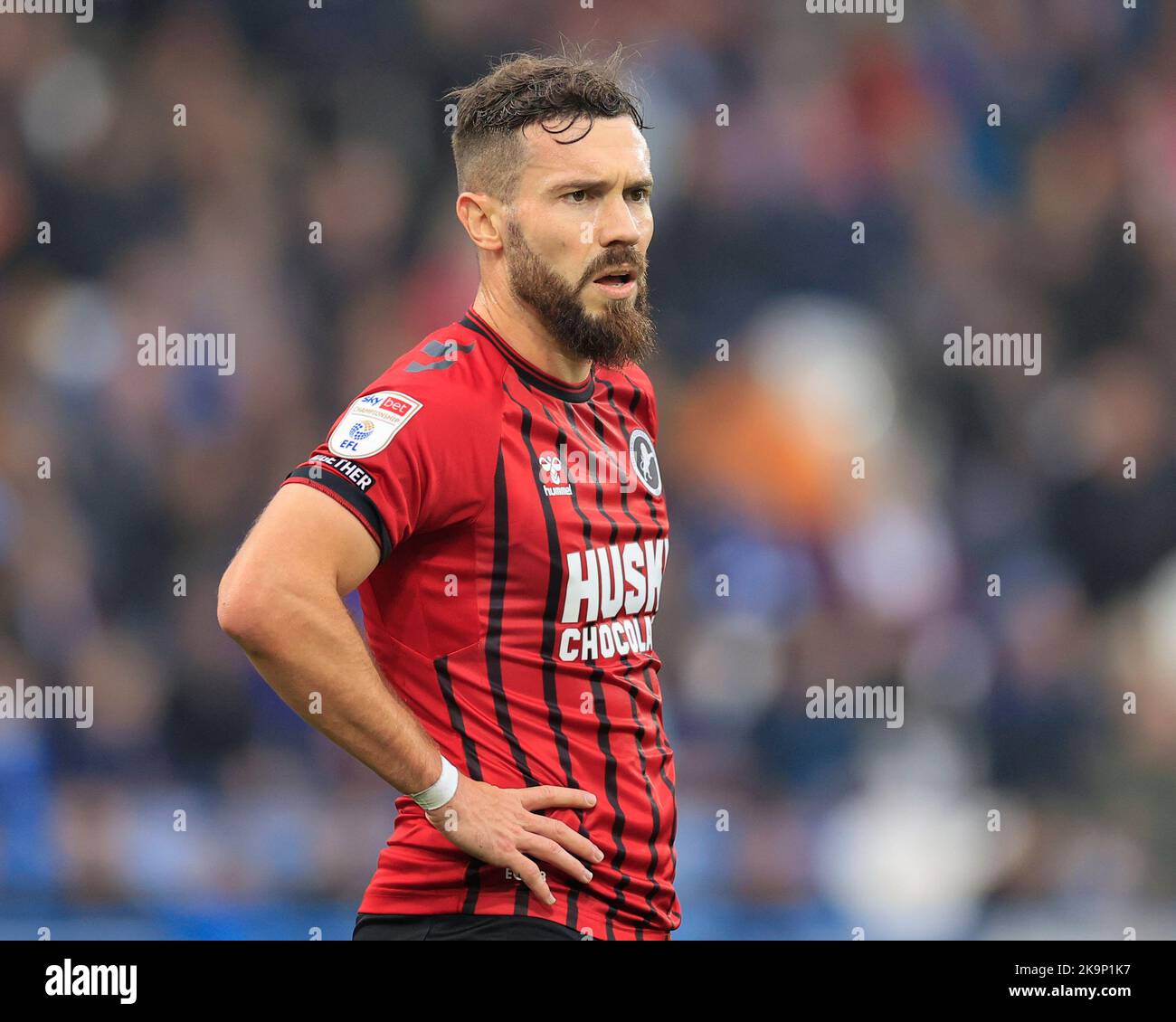 Tom Bradshaw #9 von Millwall während des Sky Bet Championship-Spiels Huddersfield Town gegen Millwall im John Smith's Stadium, Huddersfield, Großbritannien, 29.. Oktober 2022 (Foto von Conor Molloy/News Images) Stockfoto