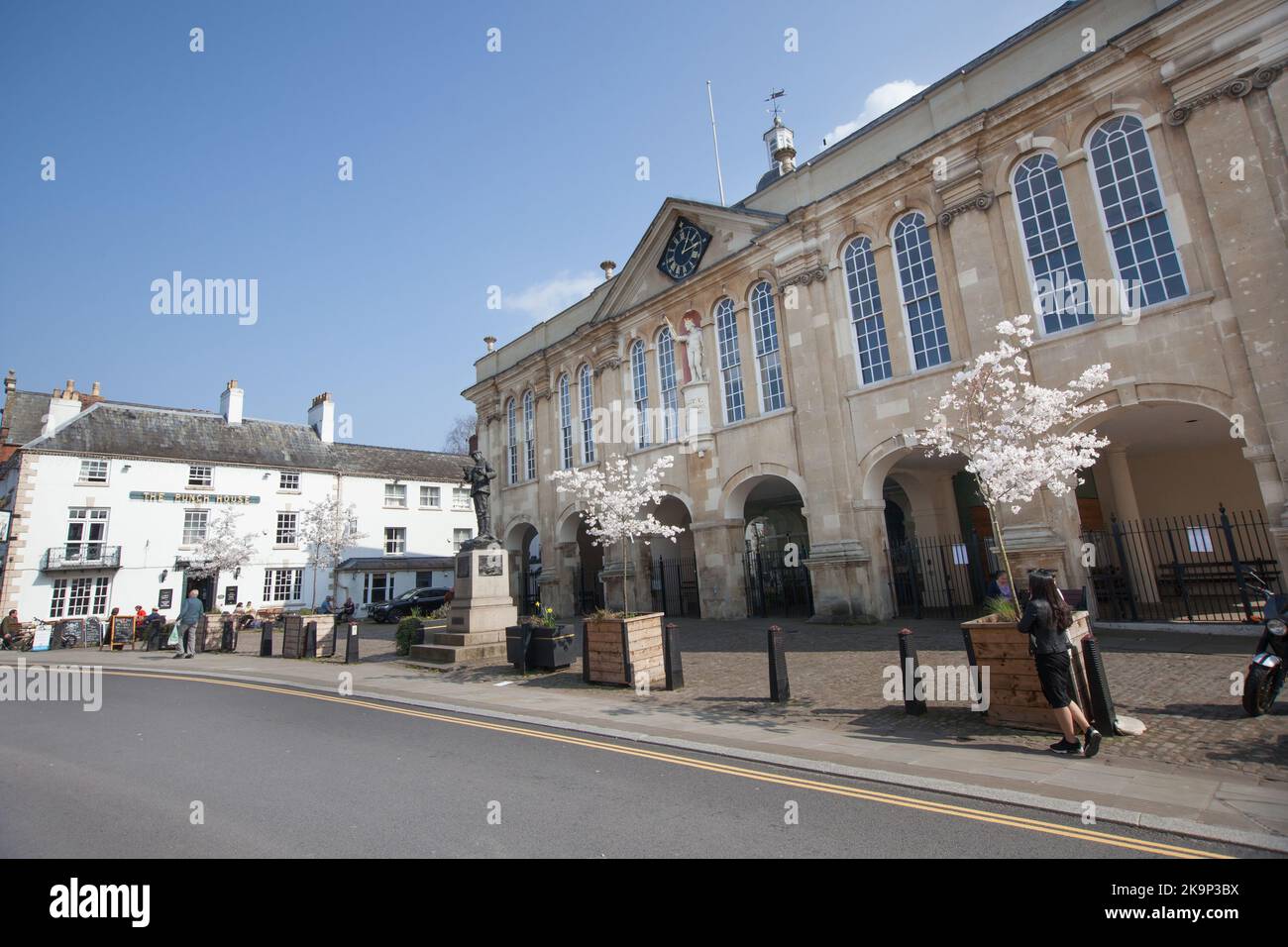 The Shire Hall in Monmouth, in Monmouthshire, Wales in Großbritannien Stockfoto