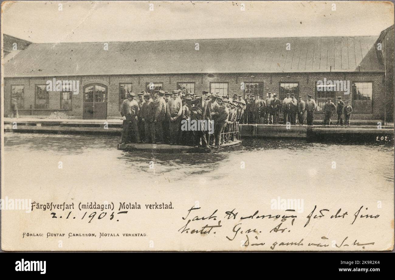 Die Arbeiter von Motala Workshop nehmen die Fähre über den Göta Kanal zum Abendessen. Stockfoto