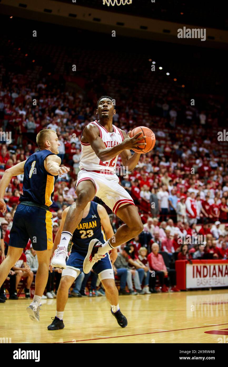 Bloomington, USA. 29. Oktober 2022. Indiana Hoosiers Stürmer Jordan Geronimo (22) spielt während eines NCAA-Basketballspiels in der Assembly Hall in Bloomington gegen die Marian University. IU schlug Marian 78:42. Kredit: SOPA Images Limited/Alamy Live Nachrichten Stockfoto