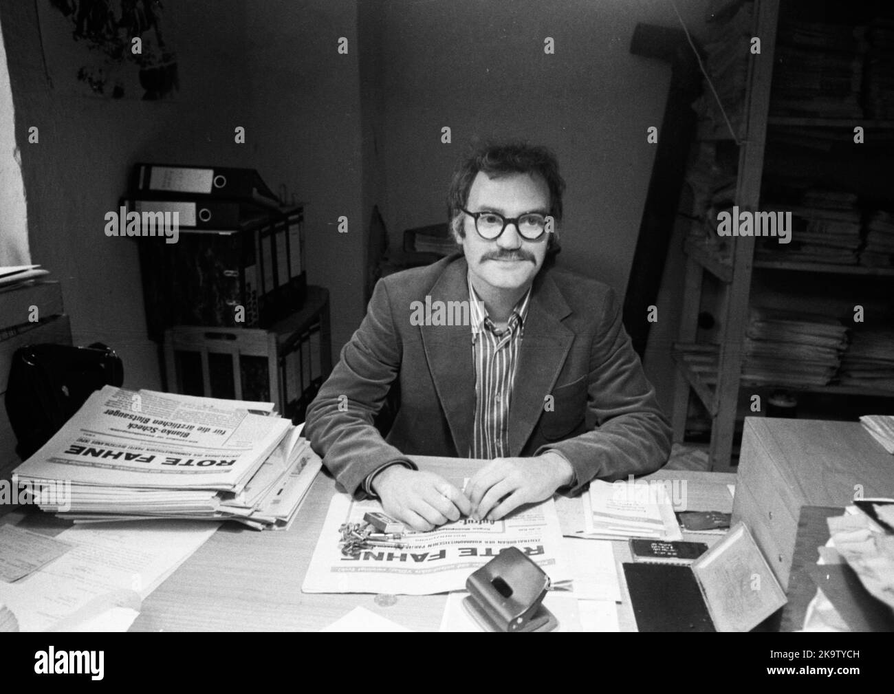 Christian Semler (Vorsitzender der maoistischen KPD und Chefredakteur der Roten Fahne) (später Redakteur des Taz) am 9. November 1972 in Dortmund Stockfoto