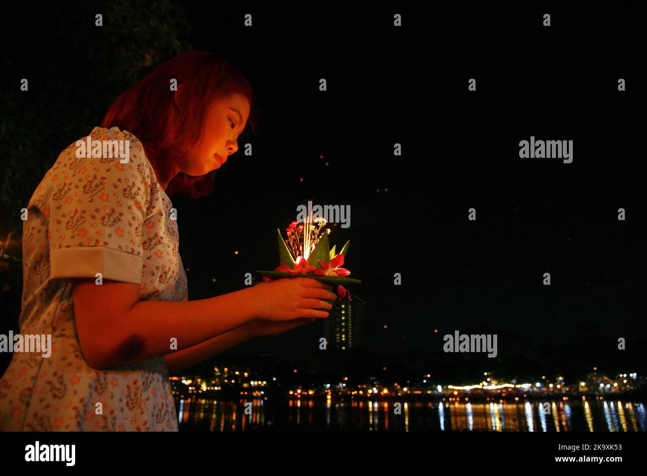 Feier des Loi Kratong (Yi Peng) Festivals in Chiang Mai, Thailand Stockfoto