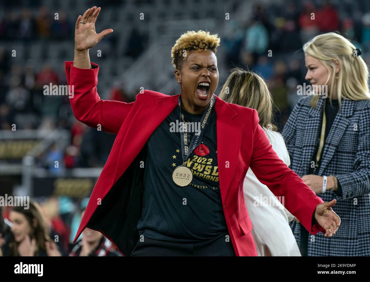 WASHINGTON, DC, USA - 29. OKTOBER 2022: [Prtland Thorns GM Katerina LaBlanc nach dem NWSL-Championship-Spiel zwischen den Portland Thorns und dem Kansas City Current am 29. Oktober 2022 auf dem Audi Field in Washington, DC. (Foto von Tony Quinn-Alamy Live News) Stockfoto