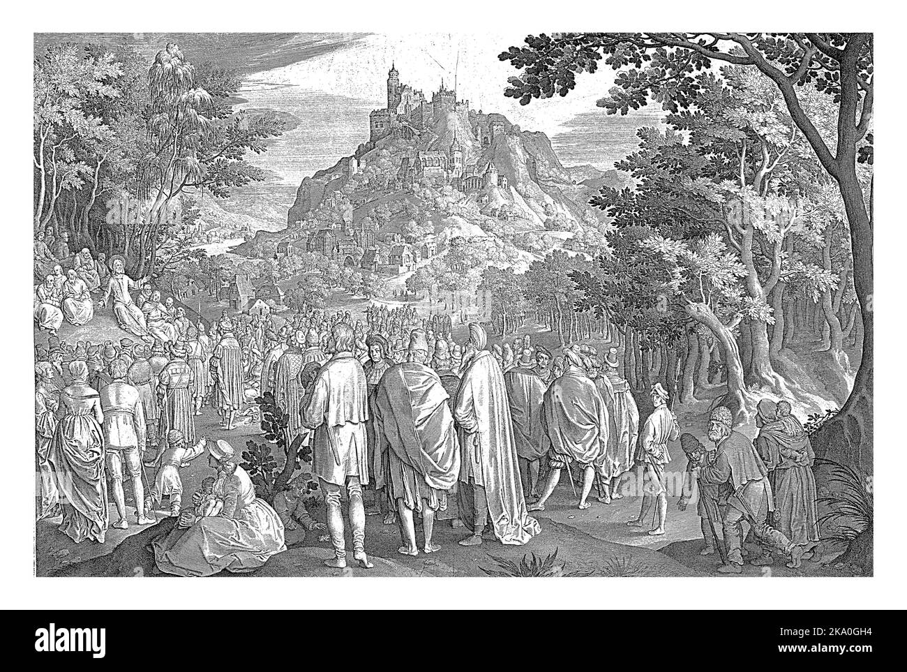 Predigt auf dem Berg, Nicolaes de Bruyn, 1619 Christus sitzt auf einem Hügel und erläutert seine Lehren. Seine Schüler und Zuschauer hören zu. In der Backgr Stockfoto