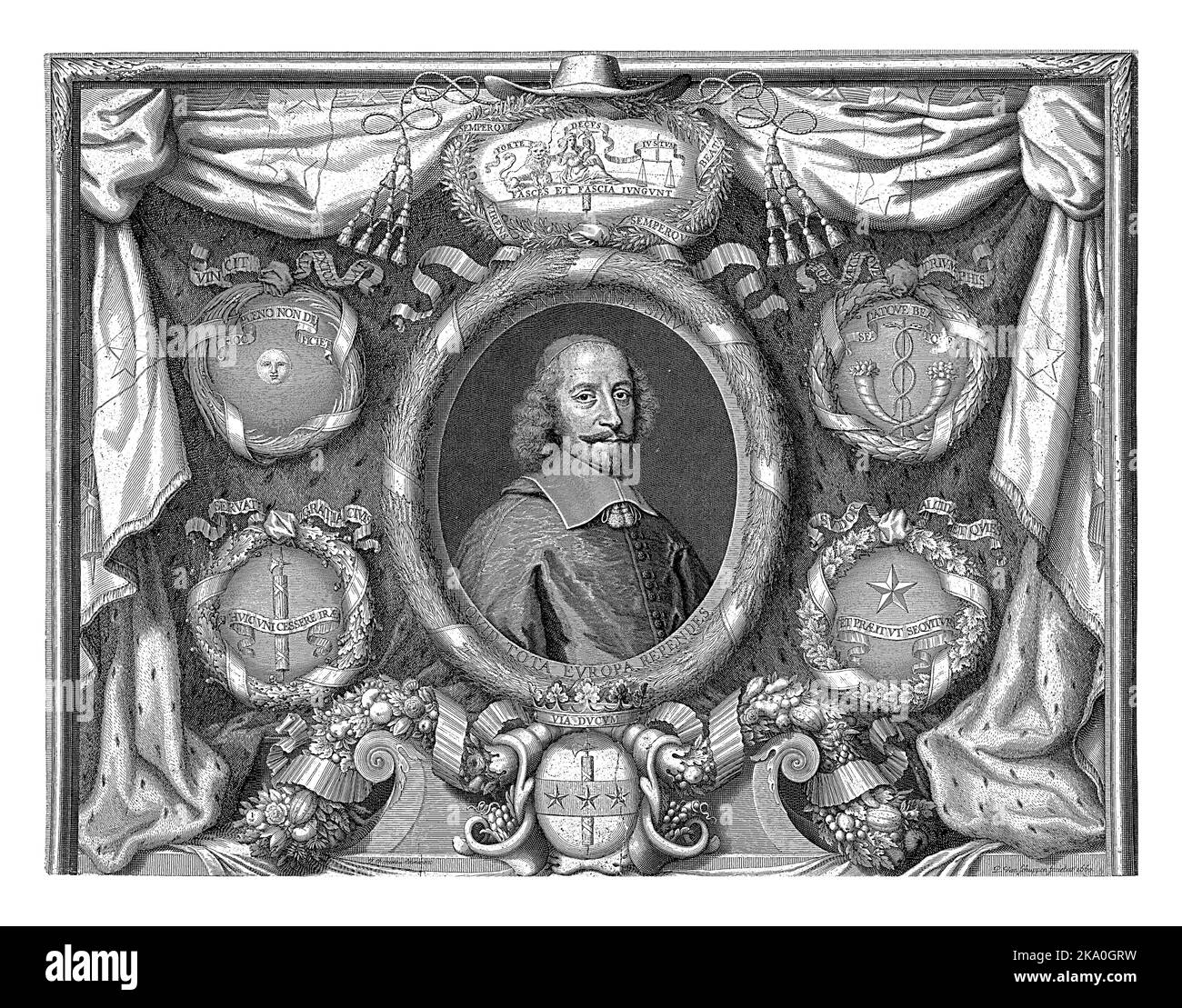 Porträt von Kardinal Jules Mazarin in einem Oval mit einem lateinischen Sprichwort und einem Lavendelkranz. Rund um das Porträt fünf emblematische Szenen mit Motto. Stockfoto