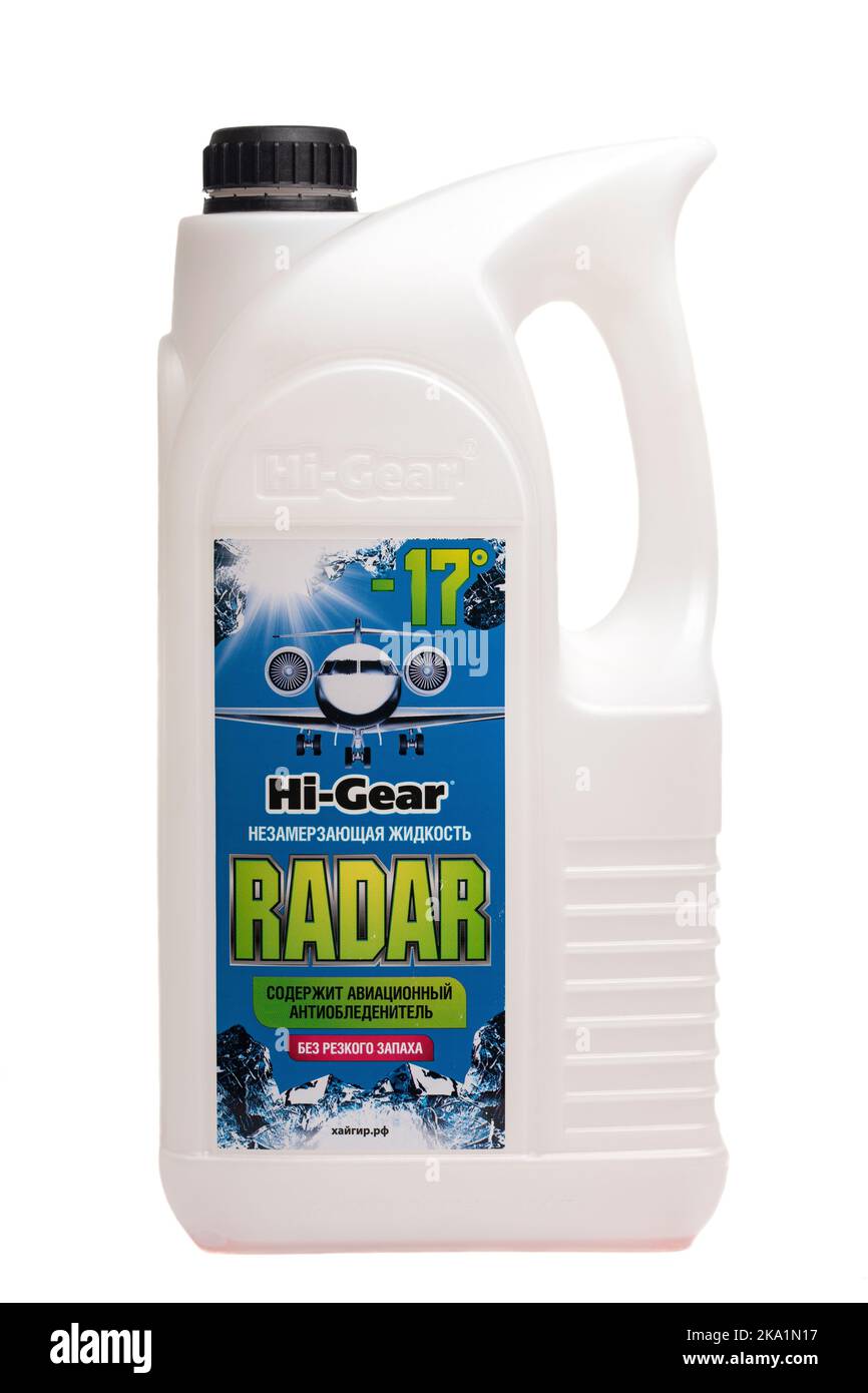 Moskau, Russland, Oktober 31,2022: Frostfreie Glaswaschflüssigkeit Hi-Gear RADAR -17 C. Stockfoto